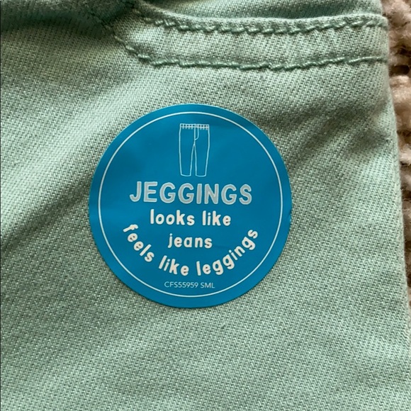 Carters - Light green leggings 18m - Picture 2 of 4